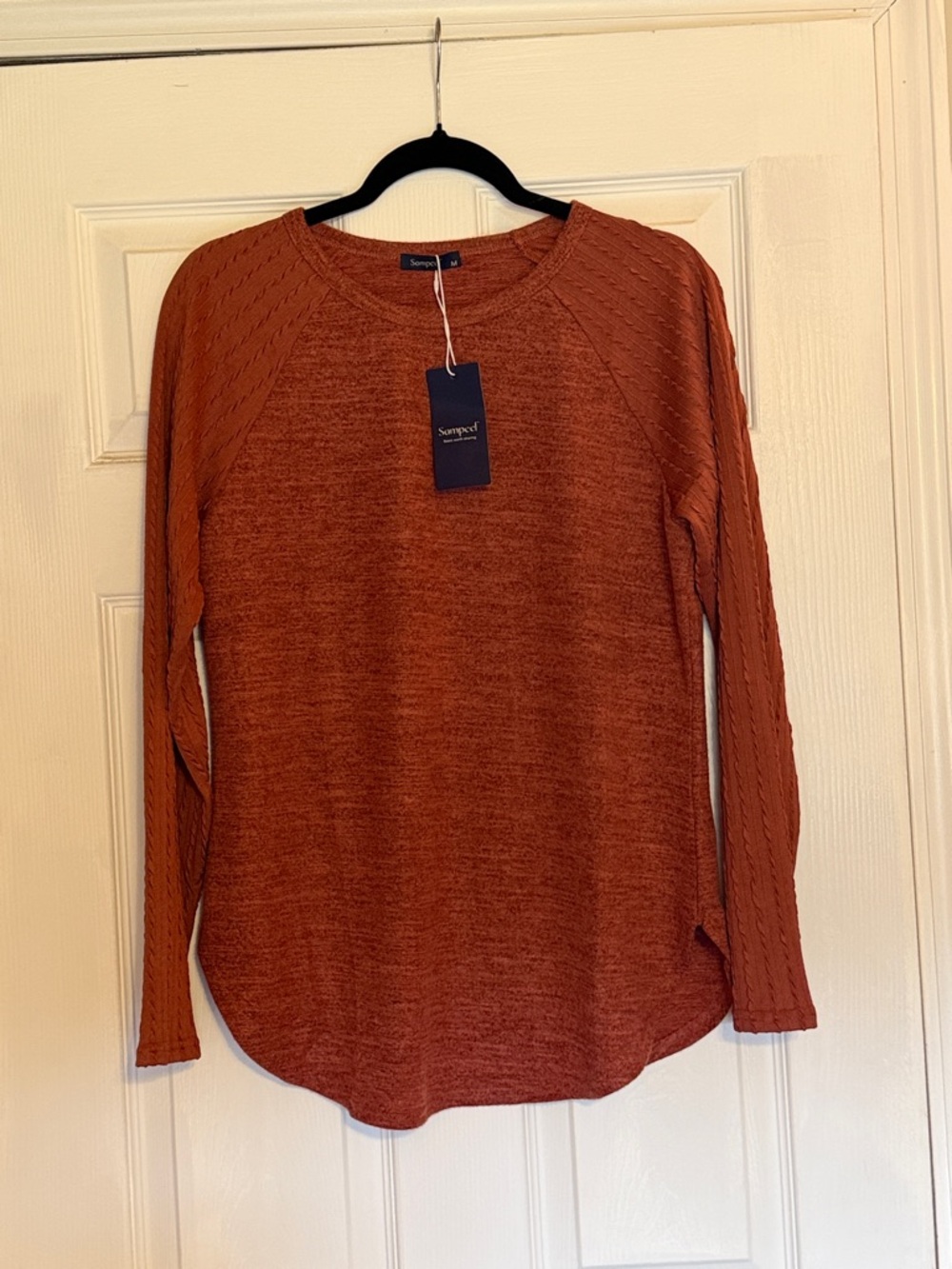 Women's Rust Long-Sleeve Knit Top
